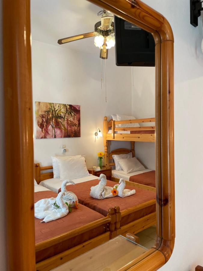 Villa Gelly'S Studios Aliki  Ngoại thất bức ảnh